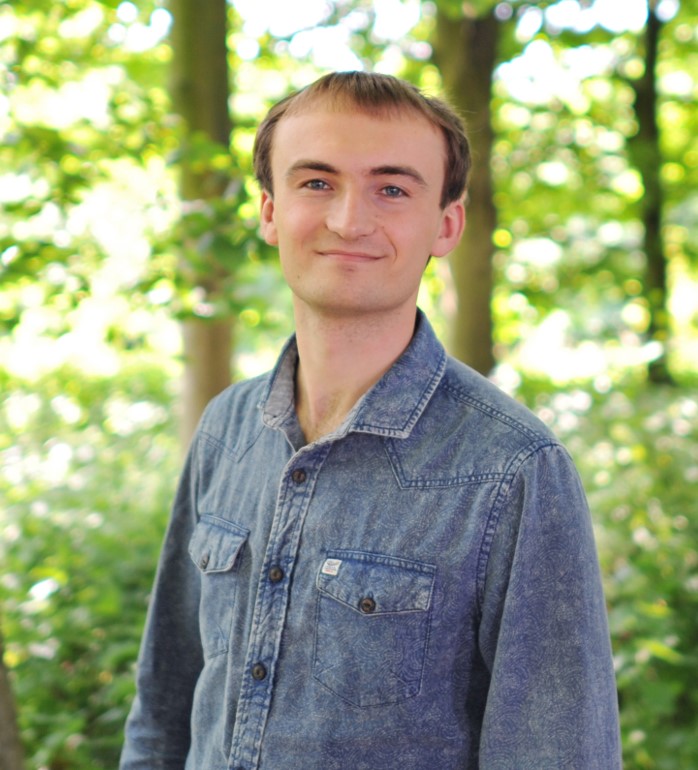 Dr Dan Evans